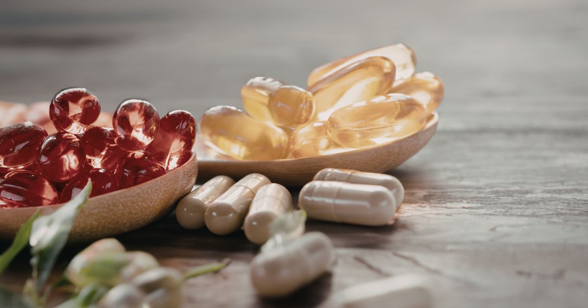 Suplementy wspierające pracę tarczycy - zdjęcie poglądowe